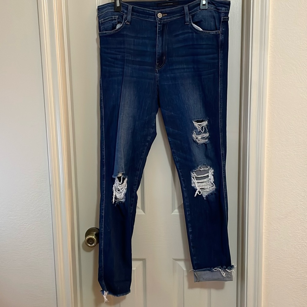 Ladies Flying Monkey size 32 jeans